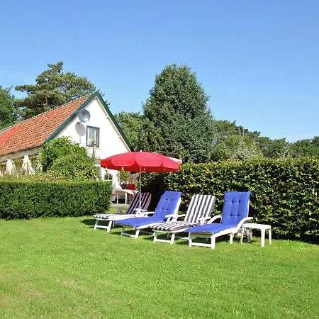 Detached Holiday In The Centre Of The Forest In סחורל